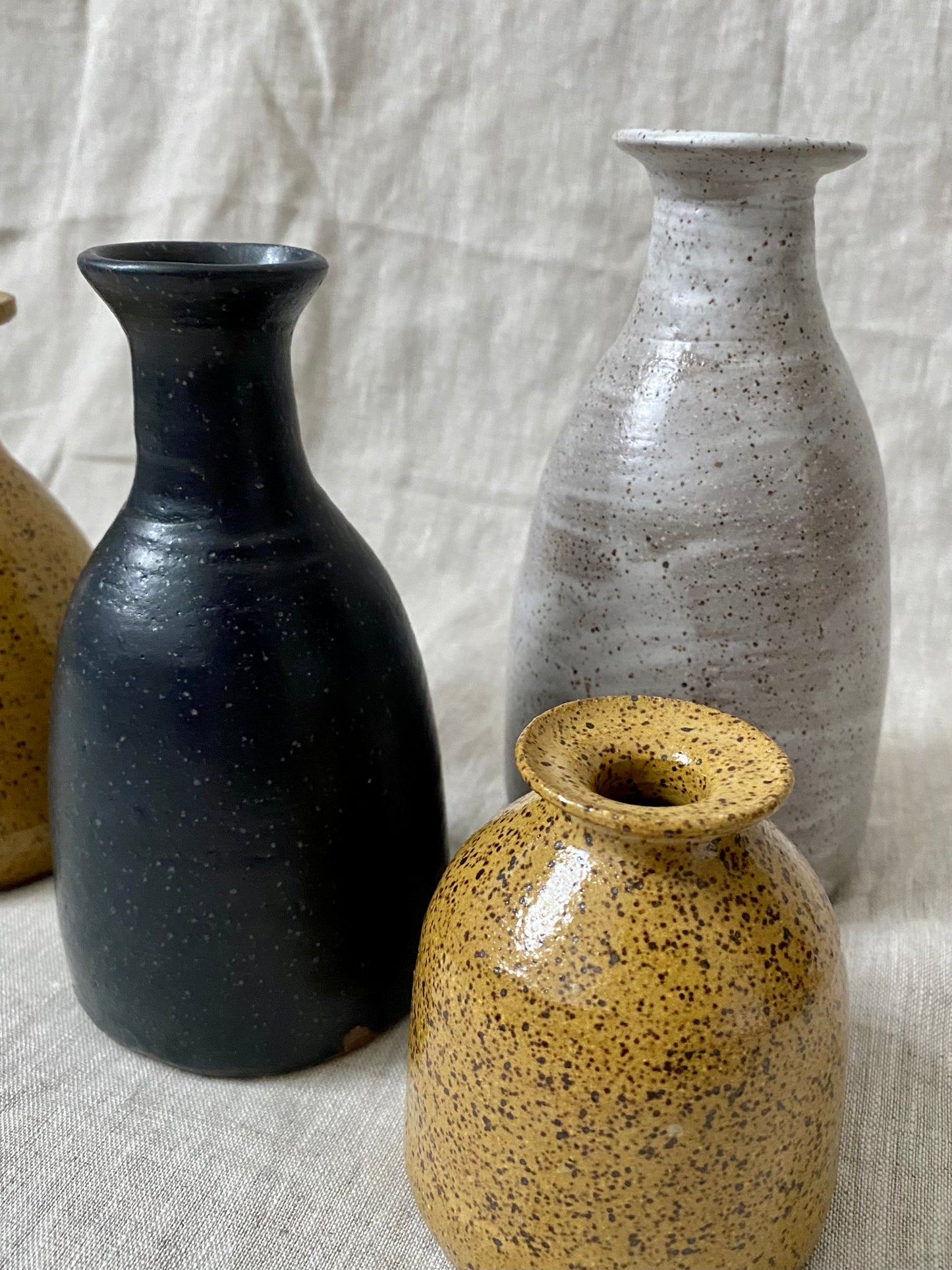 bottle vase - black