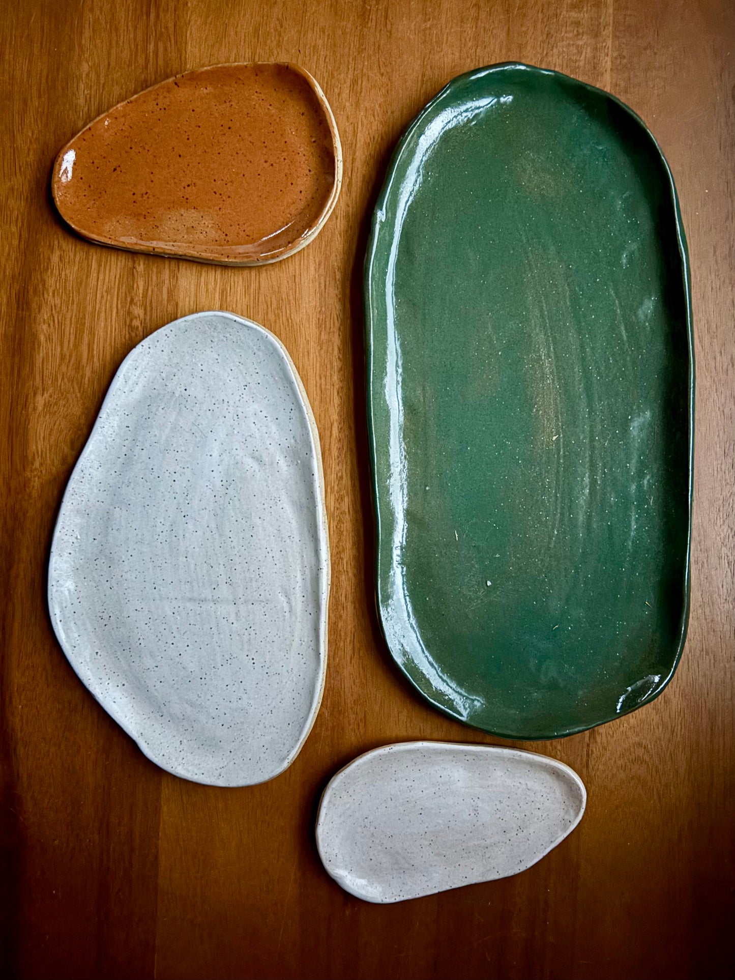 oval tray - glossy green