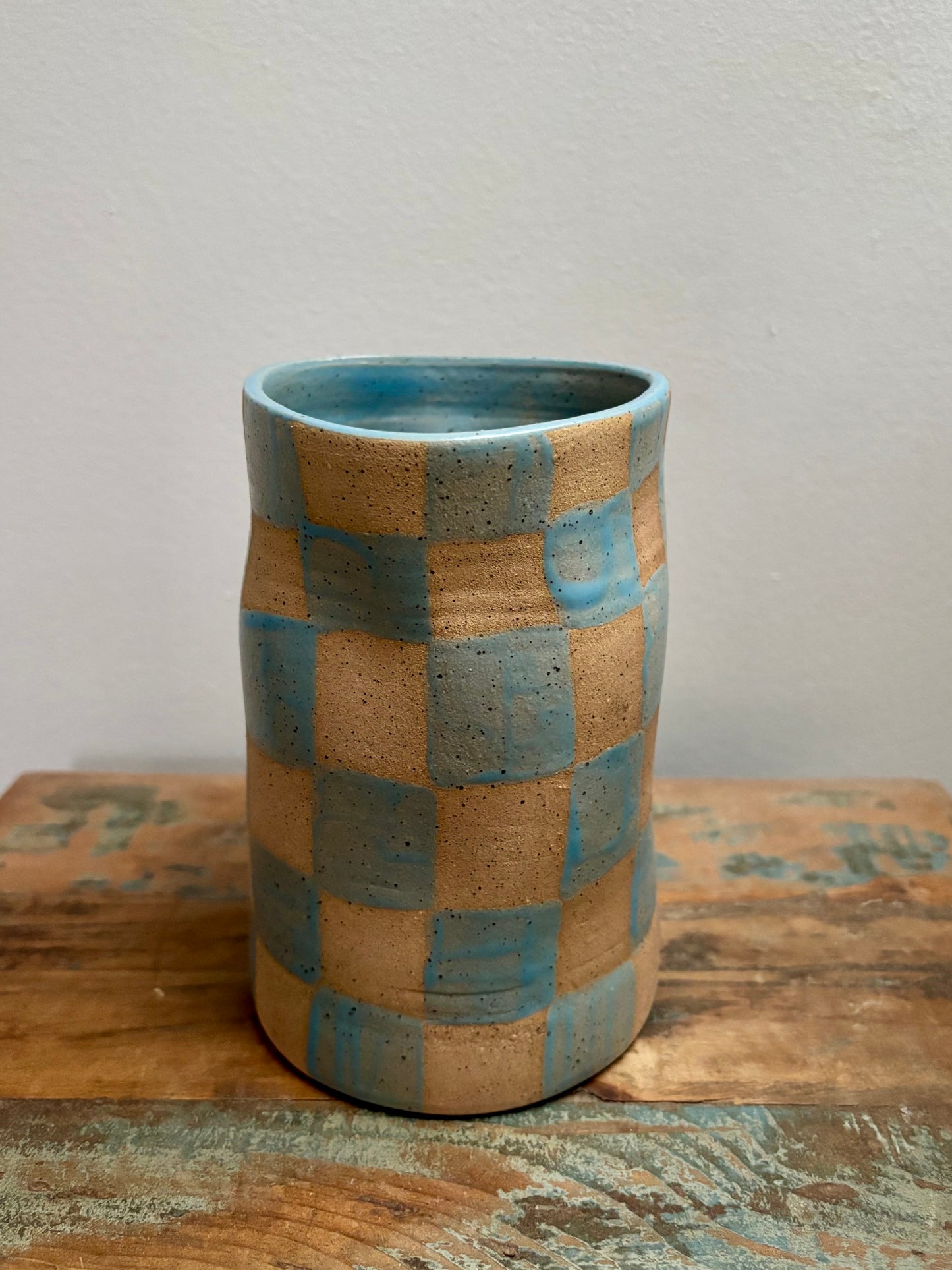 abstract vase - light blue checker