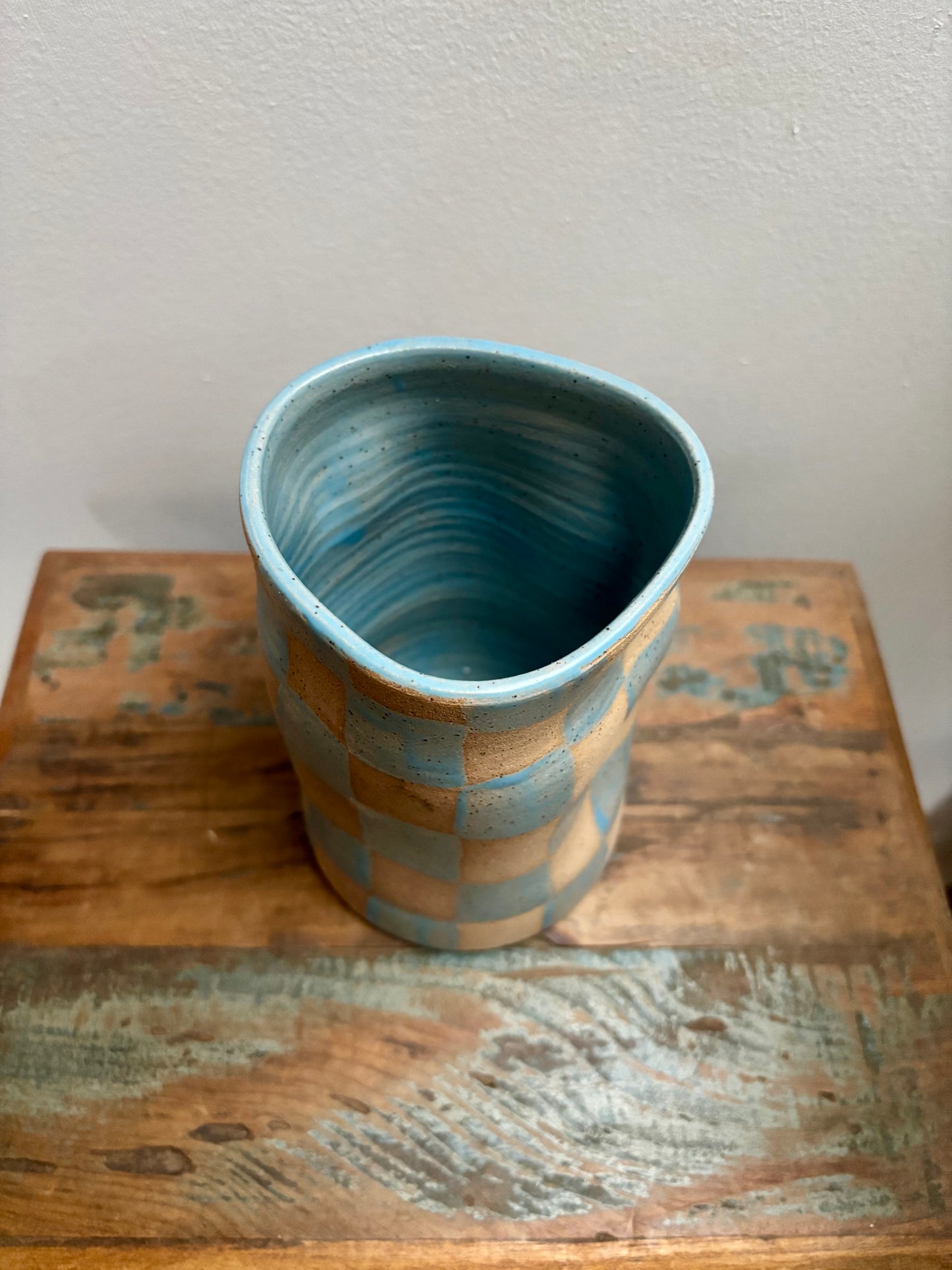 abstract vase - light blue checker