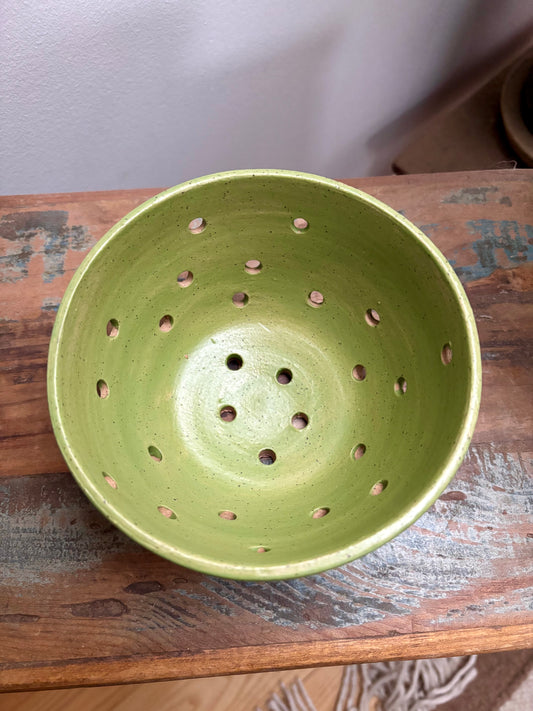 berry bowl - light green